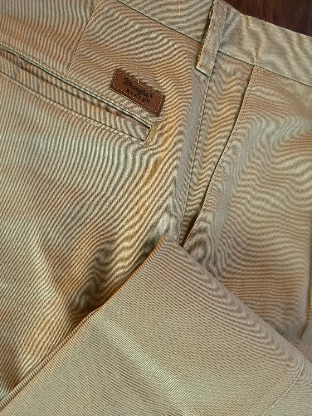 Khaki Wrangler RIATA 35x34 - 95KH